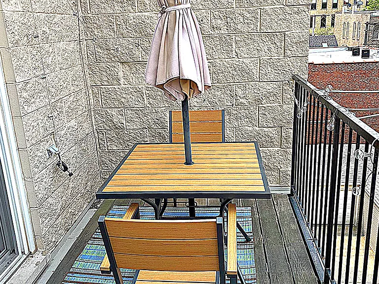 622 N May St #C — Photo 19