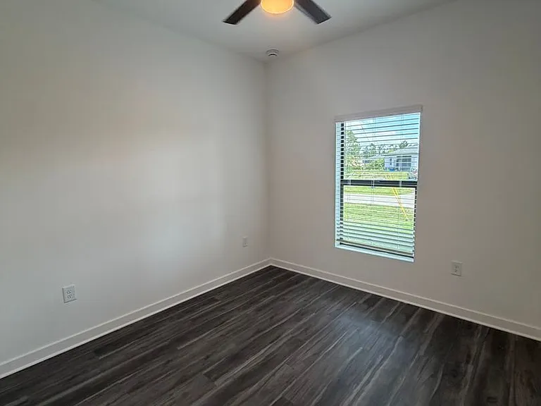 149 Pine Ln — Photo 3