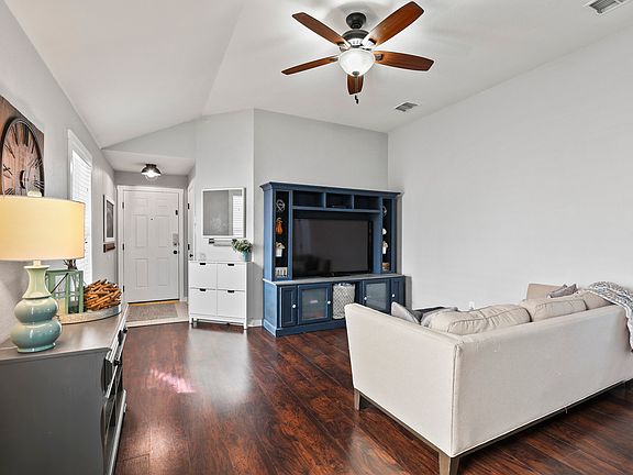 5th image of 2752 Lynx Ln