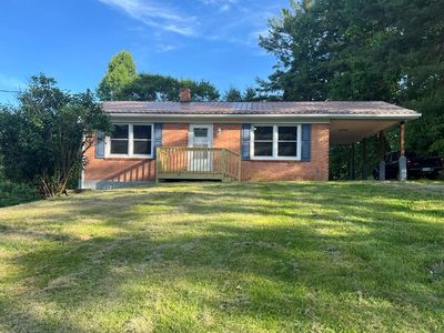 403 Hilltown Rd, Fries, VA, 24330