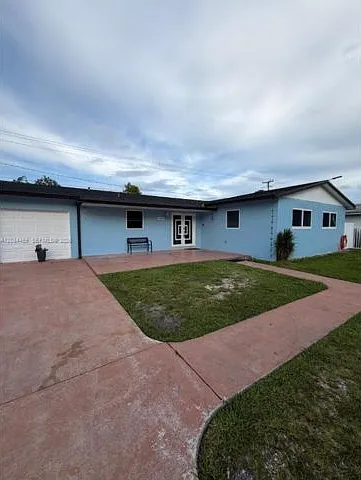 20301 SW 117th Ave — Photo 2