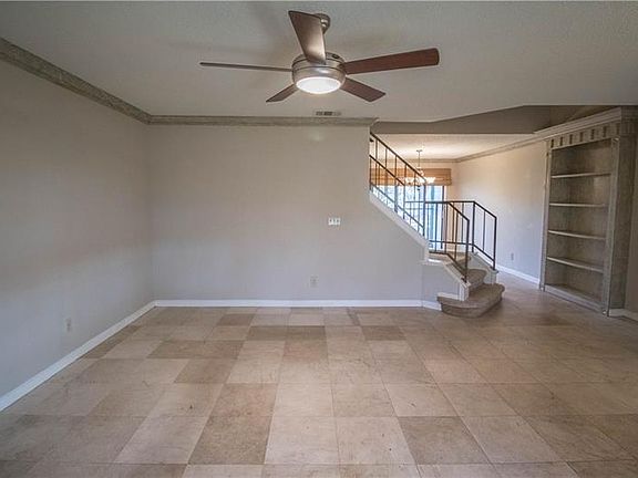 3rd image of 2766 Candlewood Ct