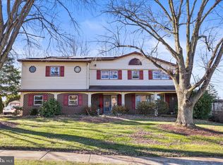 930 Hickory Hill Ln, York, PA 17402