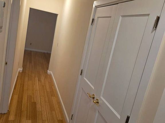 3rd image of 85 Bronx River Rd #3H