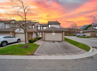 2275 Credit Valley Rd #94, Mississauga, ON L5M 4N5
