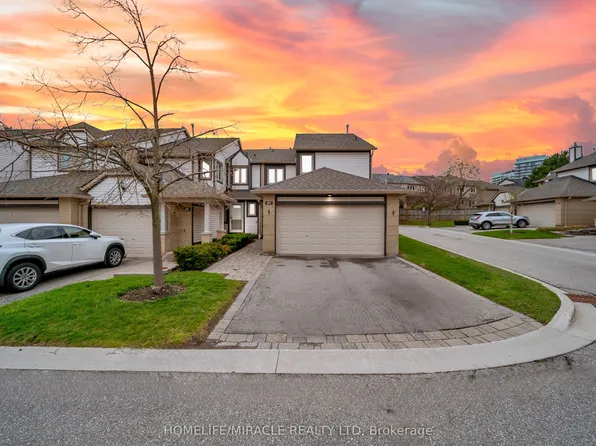 2275 Credit Valley Rd #94, Mississauga, ON L5M 4N5