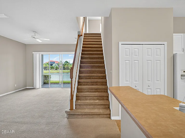 1312 Hansberry Ln — Photo 22