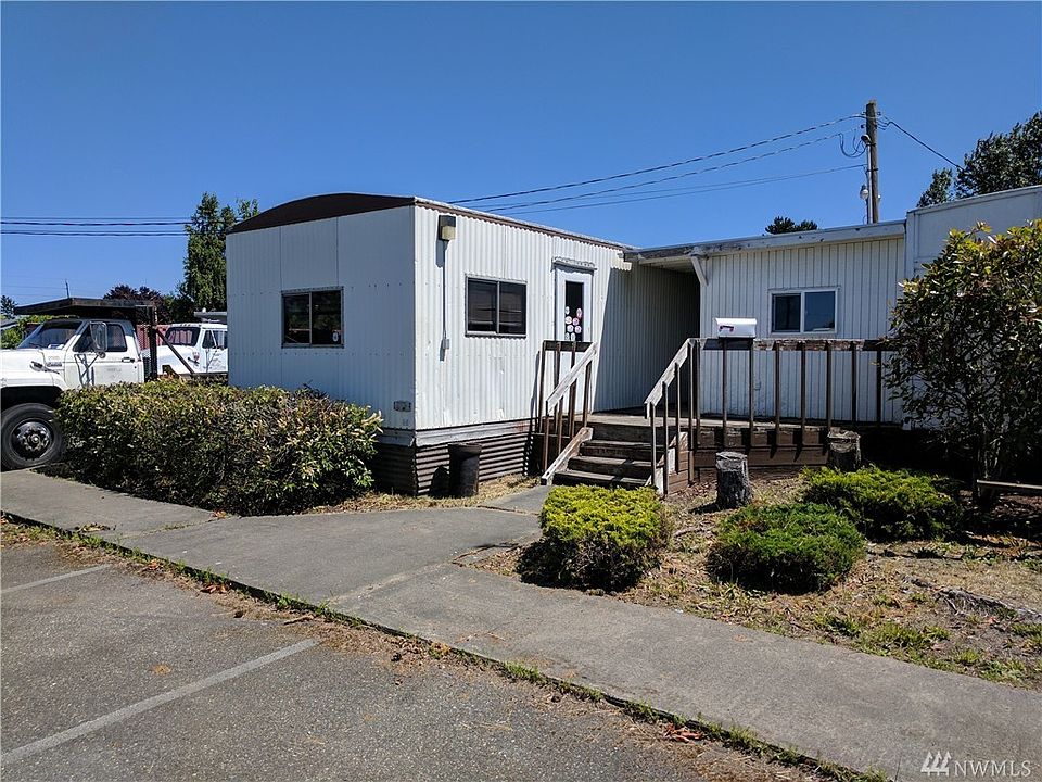 1st image of 10015 19th Ave E