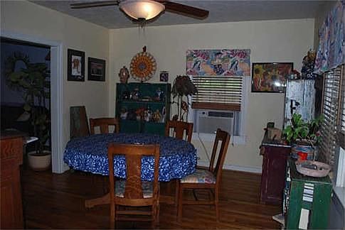 5th image of 501 John Arden Dr