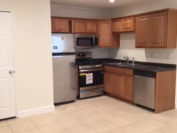 6210 Calvin Ave, Tarzana, CA 91335
