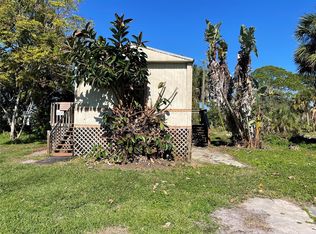 6853 Garden Dr, New Port Richey, FL 34652