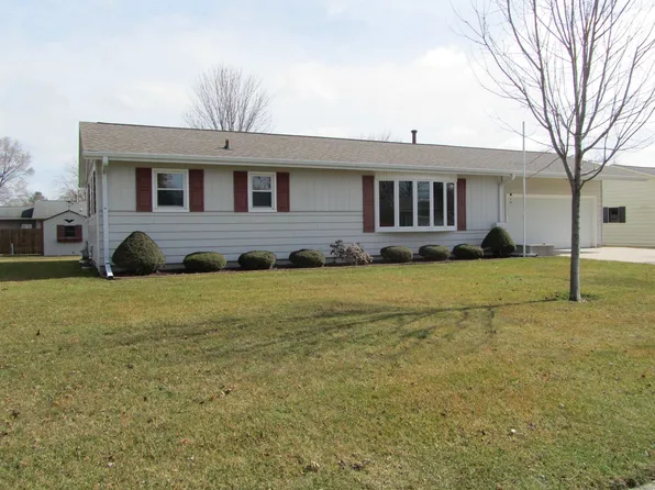 202 Juniper Ave, Brodhead, WI 53520