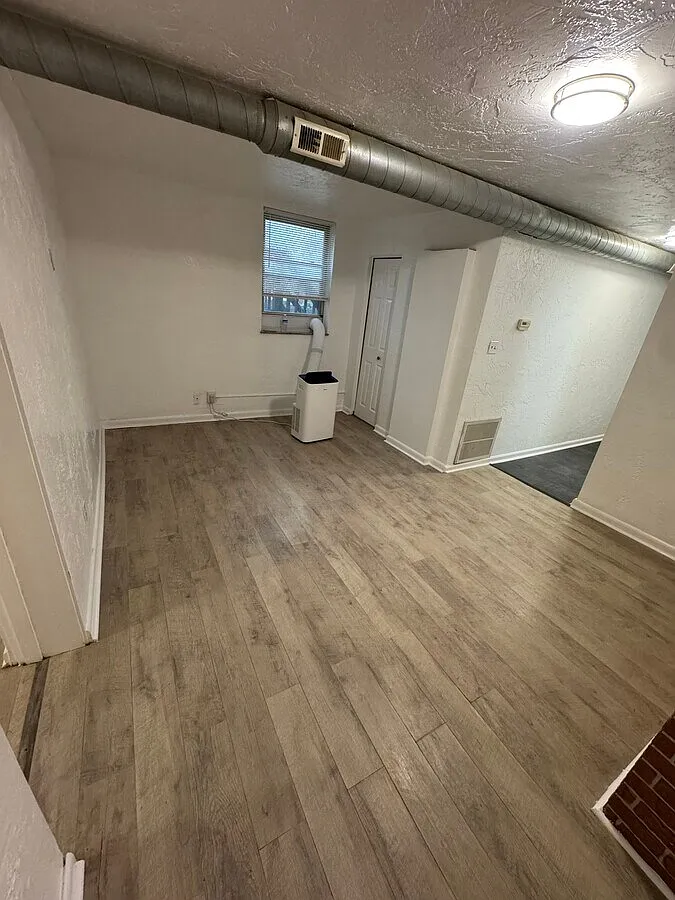 1 bed, 750 sqft, $1,400 — Photo 4