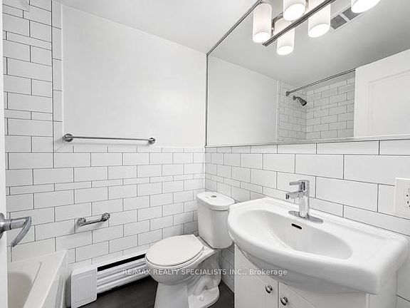 5th image of 80 Wellesley St E #404