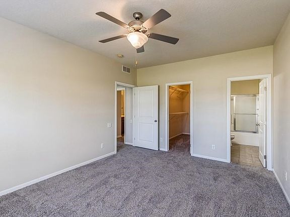 2nd image of 2506 NE Oak Dr Unit 7