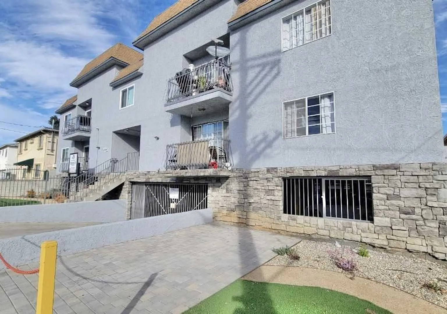 2 bed, $2,495 — Photo 1