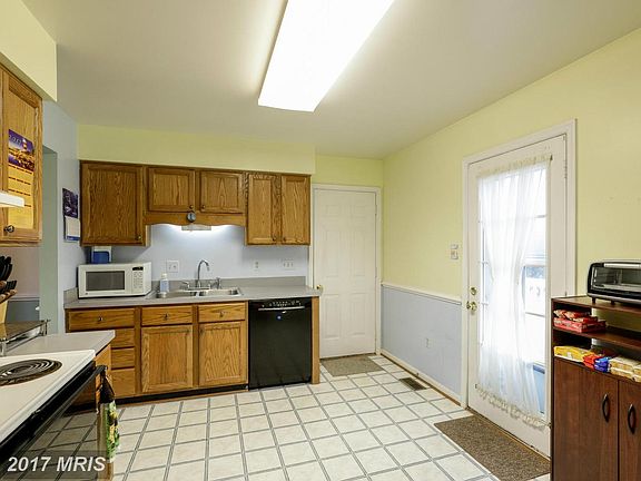 4th image of 6263 Goulding Ct