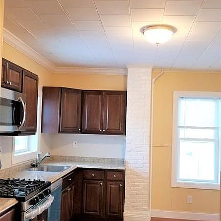 2nd image of 47 Cocasset St APT 3