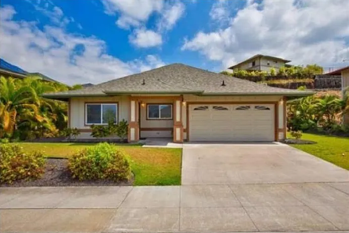 75-651 Mea Lanakila St — Photo 1