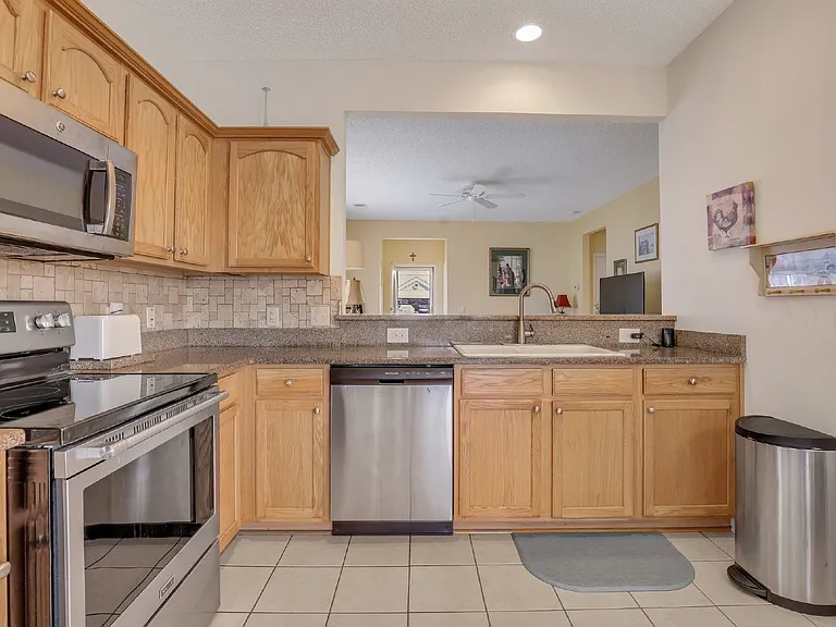 16 Plum Ct — Photo 20
