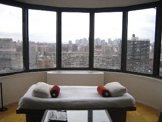 Rented by Corcoran | media 2