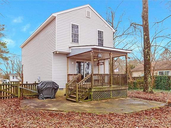 3rd image of 178 Chain Ferry Rd