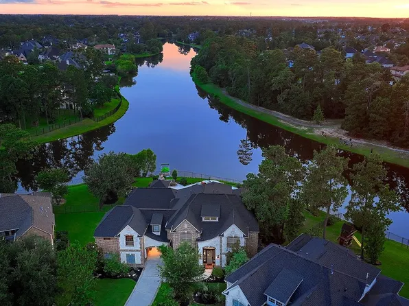 46 Cove View Trail Court, Spring, TX 77389