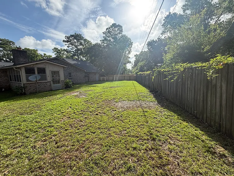 1925 Ivy Hall Rd — Photo 16