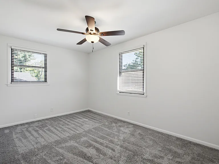 316 Lorna Dr #B — Photo 19