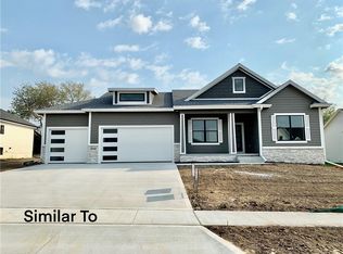 3412 NW Reinhart Dr, Ankeny, IA 50023