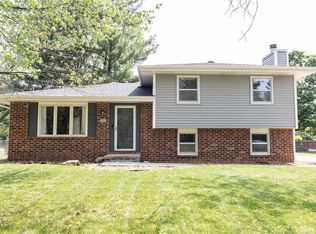 205 34th St, West Des Moines, IA 50265