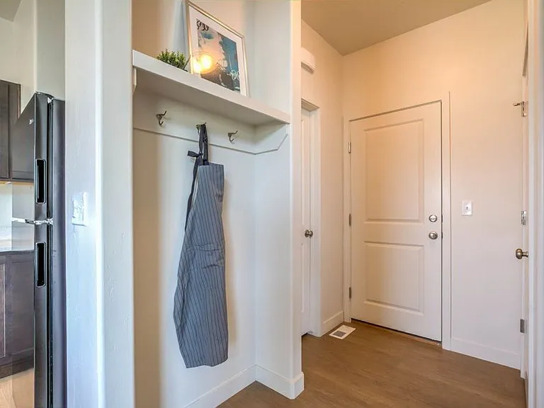 Rockwell Village — Photo 15