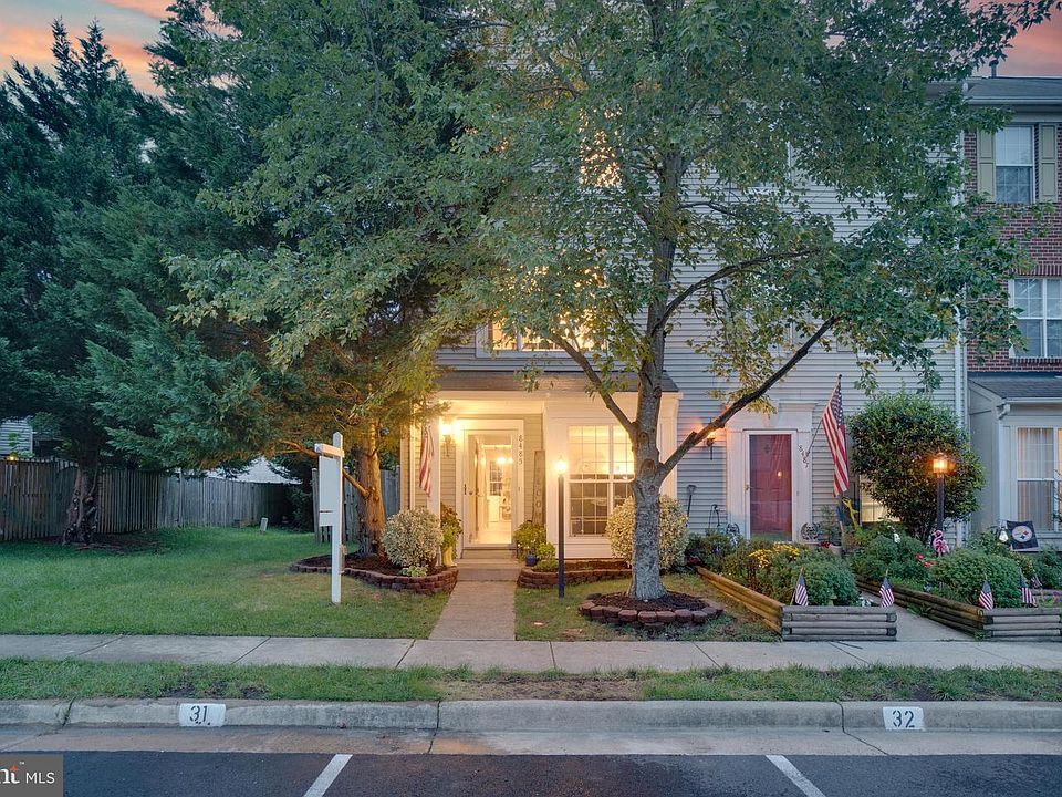 1st image of 8485 Coronation Ln