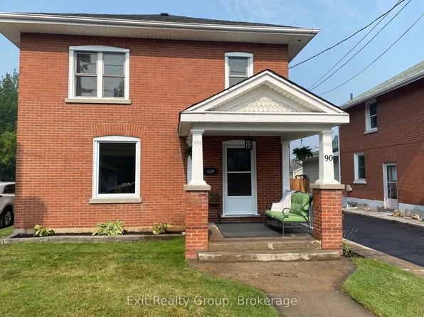 90 Byron St, Quinte West, ON K8V 2Y2