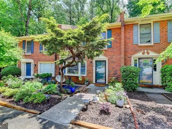 906 Chippendale Ln, Norcross, GA 30093