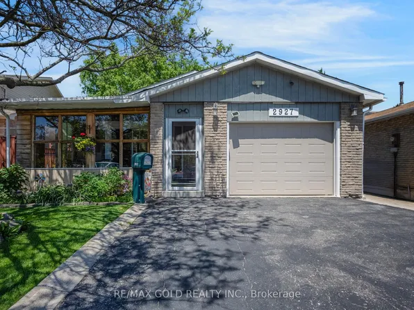 2927 Arles Mews, Mississauga, ON L5N 2N1