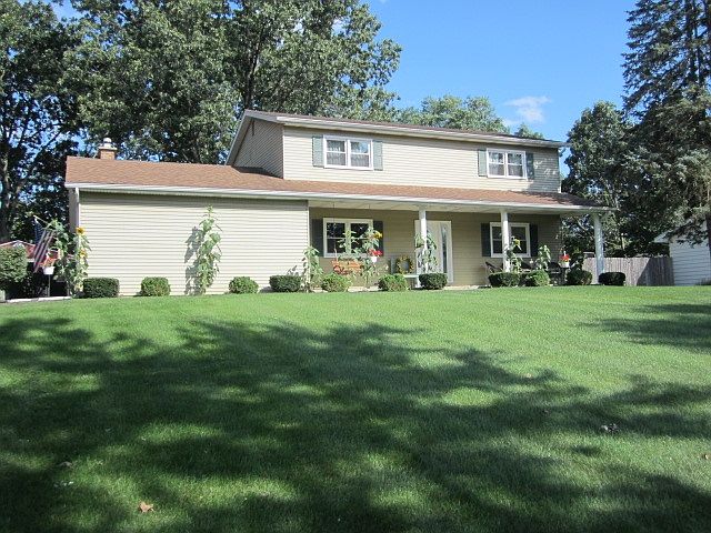 1st image of 56648 Old Orchard Ln