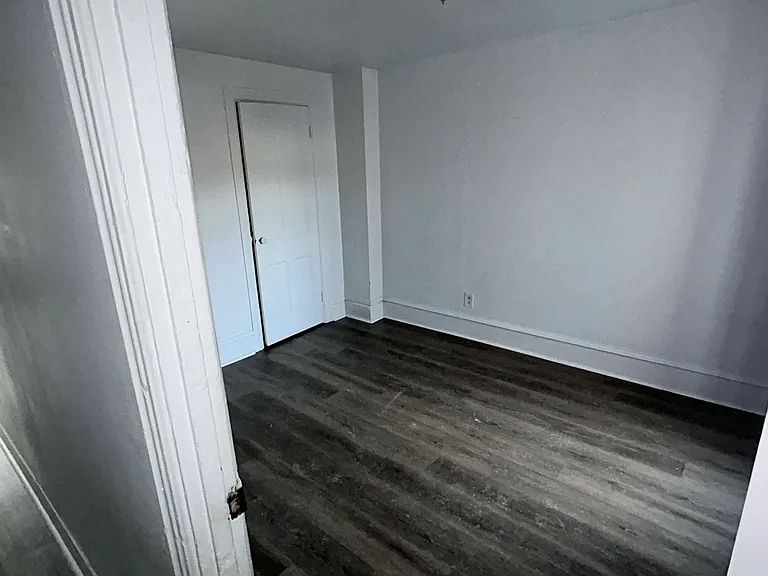 37 S Summit St #3 — Photo 4