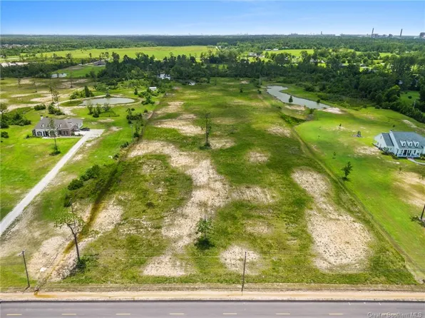 3097 Cypress Lake Dr, Lake Charles, LA 70611