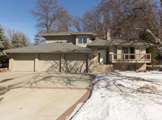 6199 Heather Pl NE, Fridley, MN 55432
