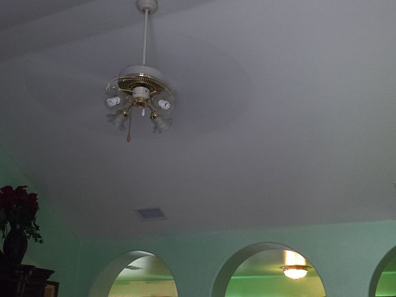 3rd image of 1910 Vista Verde Cir E