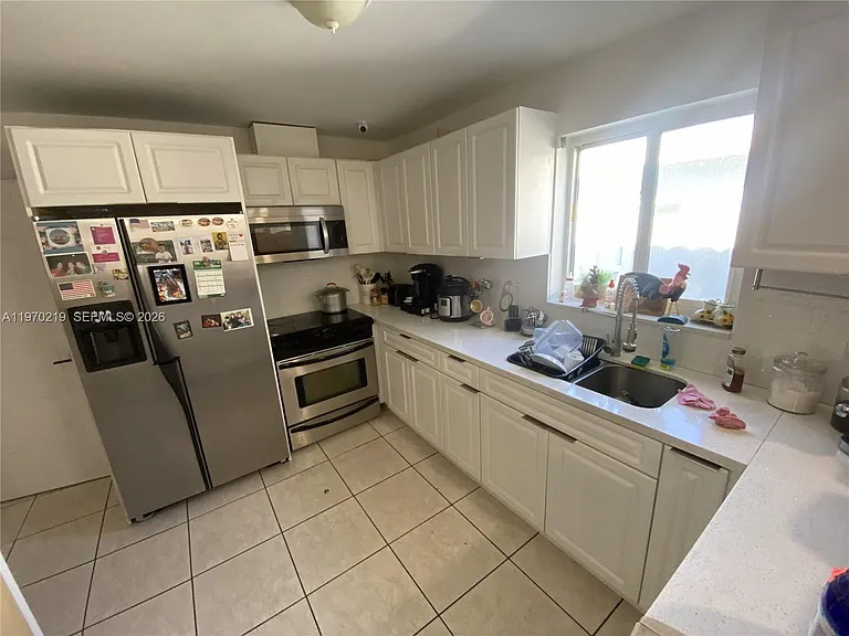 3251 SW 67th Ave — Photo 11