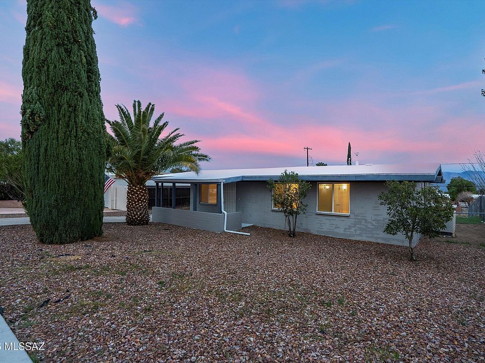 1st image of 323 S Avenue A