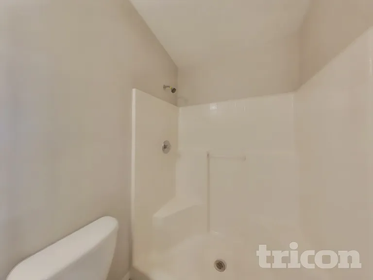 10435 Blackmore Dr — Photo 9