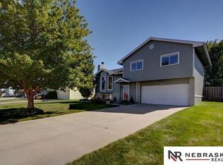 4209 Longview St, Bellevue, NE 68123