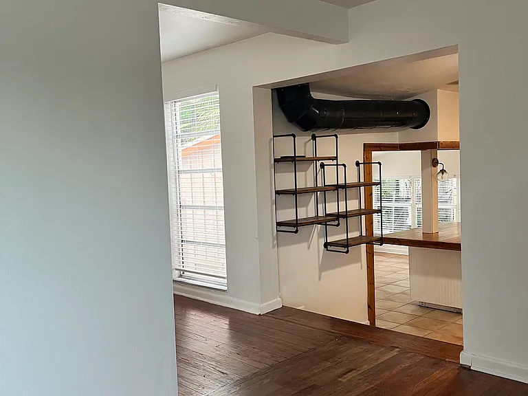 1317 Elizabeth Ave — Photo 17