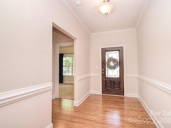 5th image of 8416 Olde Stonegate Ln