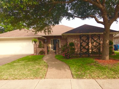 2305 Twin Oak Dr, Portland, TX, 78374