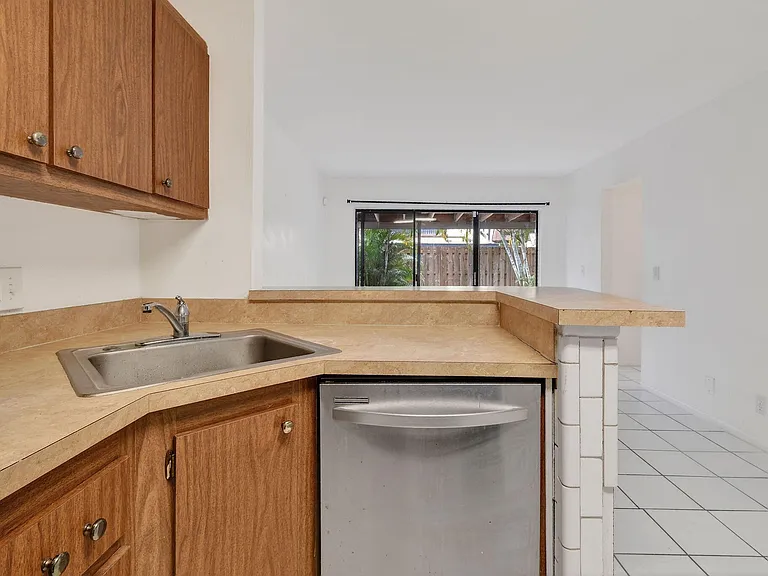 3502 Gardens East Dr #B — Photo 20