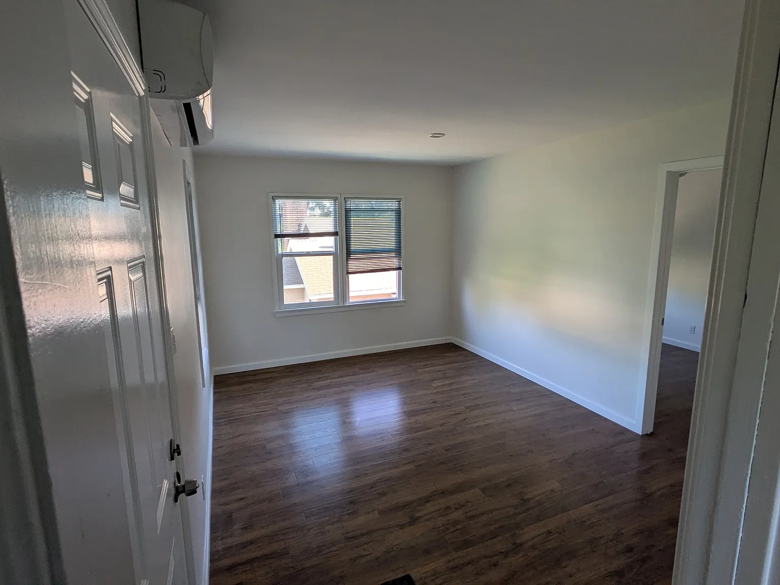 1 bed, 500 sqft, $1,850 — Photo 2